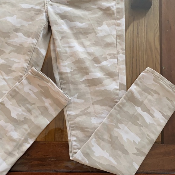 Levi’s Camo shaping skinny jeans denim size 28 jeans 83% cotton - Picture 3 of 4
